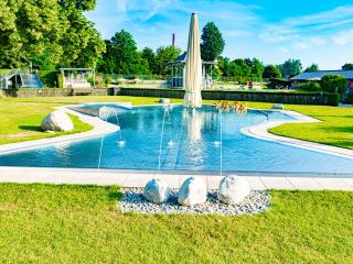 Familien- und Kinderbecken im Rosenheimer Freibad