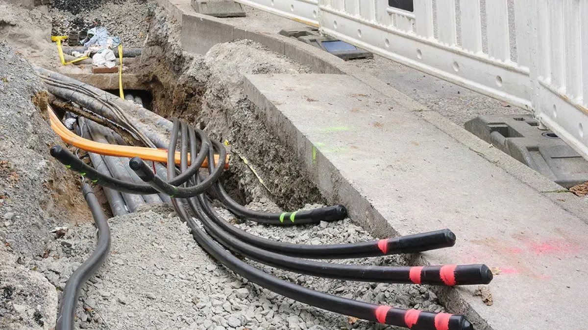 Stromkabel in einer Baustelle