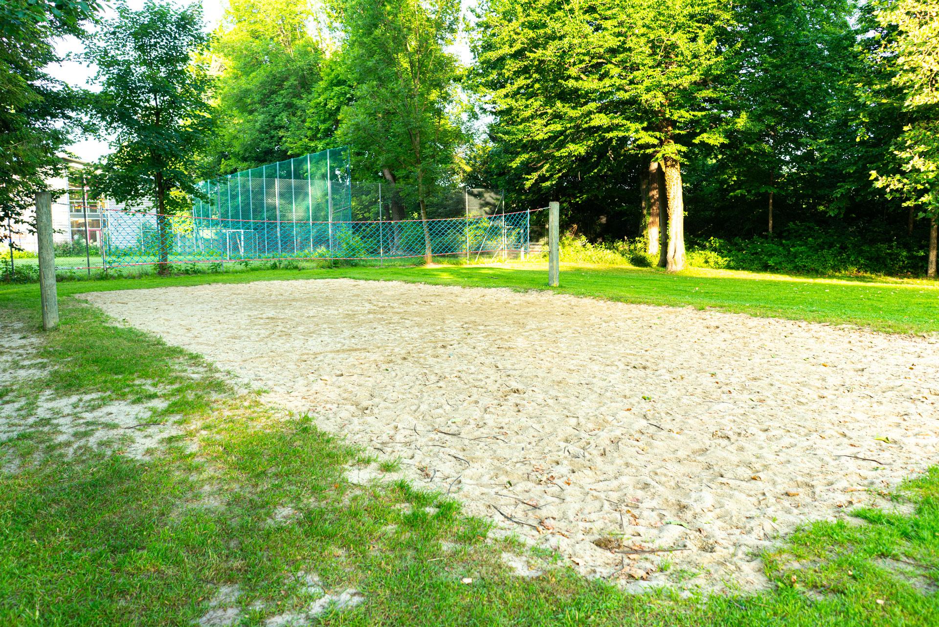Volleyballfeld im Rosenheimer Freibad